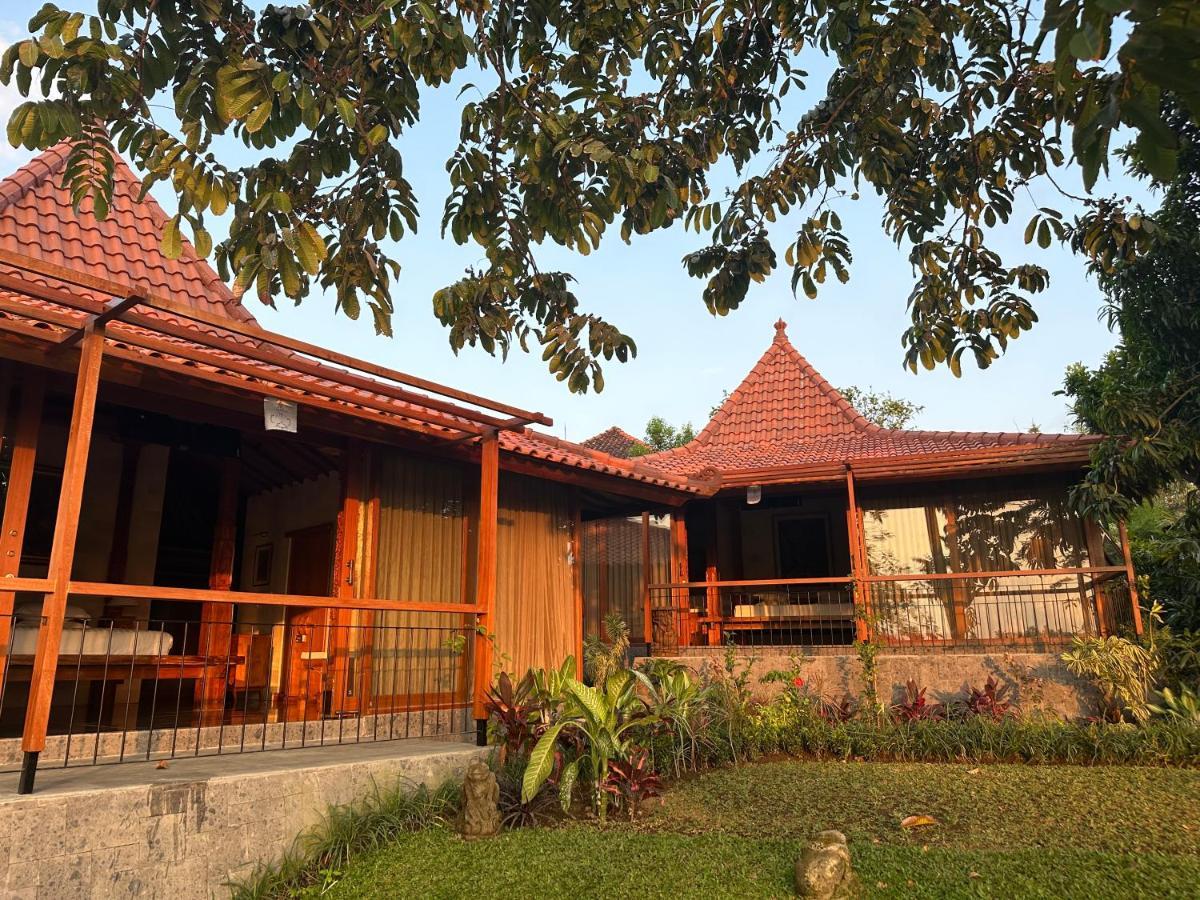 Griya Kcb Villa Ubud Exteriör bild
